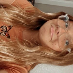 Meet your Posher, Jenny